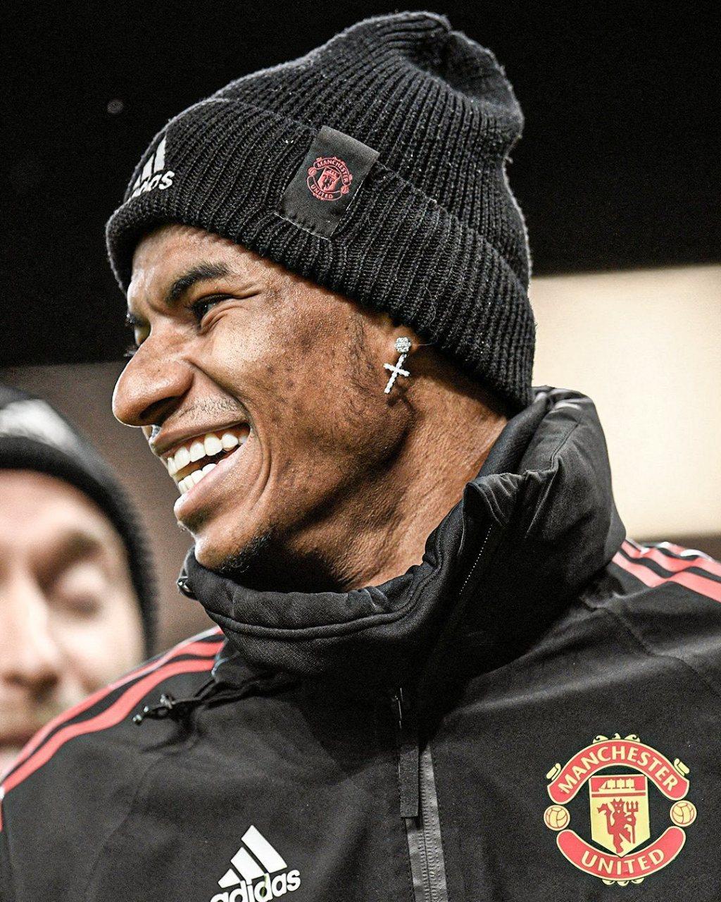 JNH金年会-包含赛地聚焦——西甲冲刺阶段热度飙升，曼联遗憾出局，压力陡增，轮换策略成焦点的词条