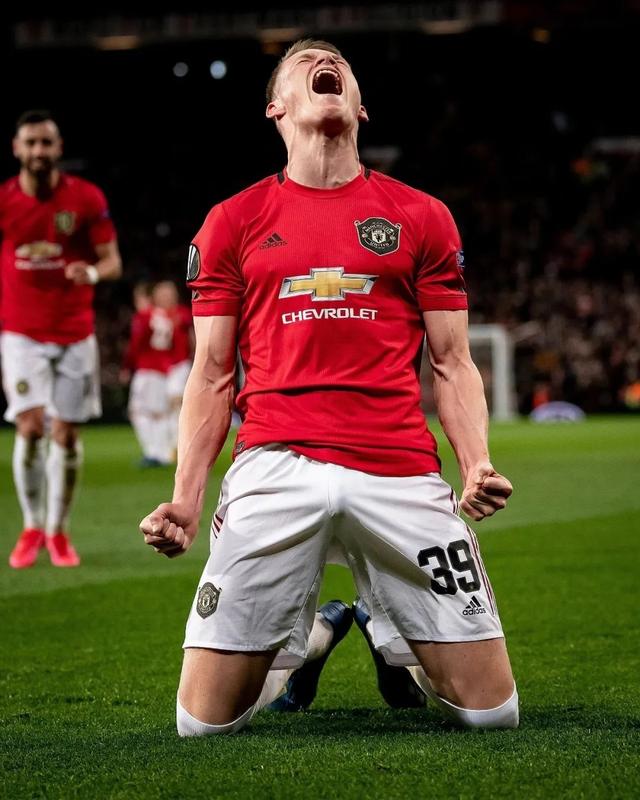 共享体-里程碑夜国际米兰造点机会，欧联清晨刷纪录，信心回归，团队化学反应显著(欧联杯直播在线观看)